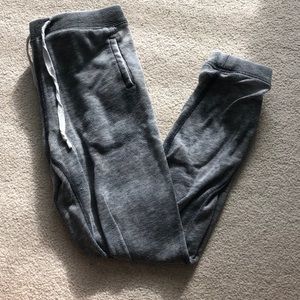 tillys grey joggers